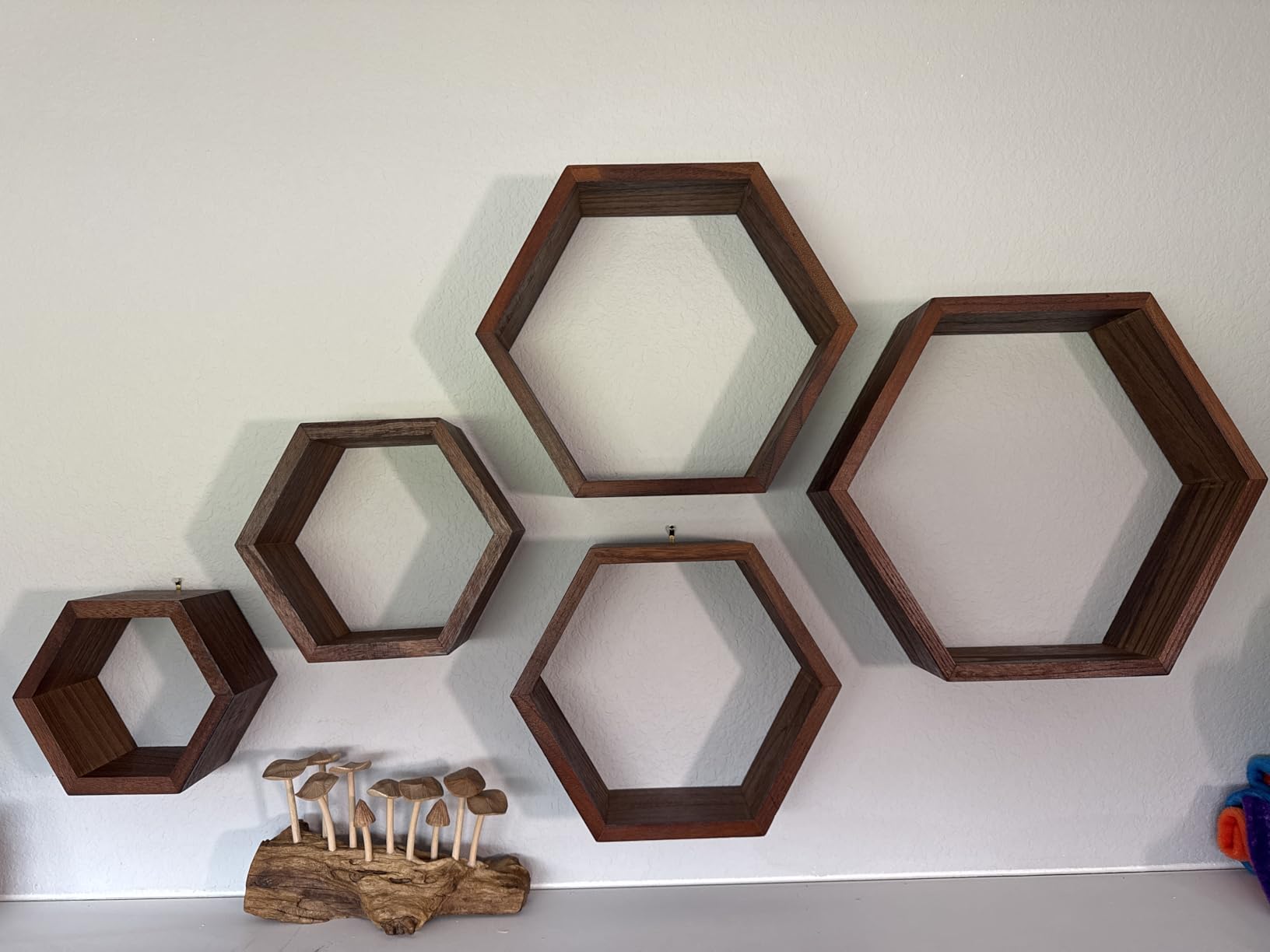 Hexagon Shelves,Floating Wall Shelf,Honeycomb Octagon Cube Shelves Wood customer photo 2