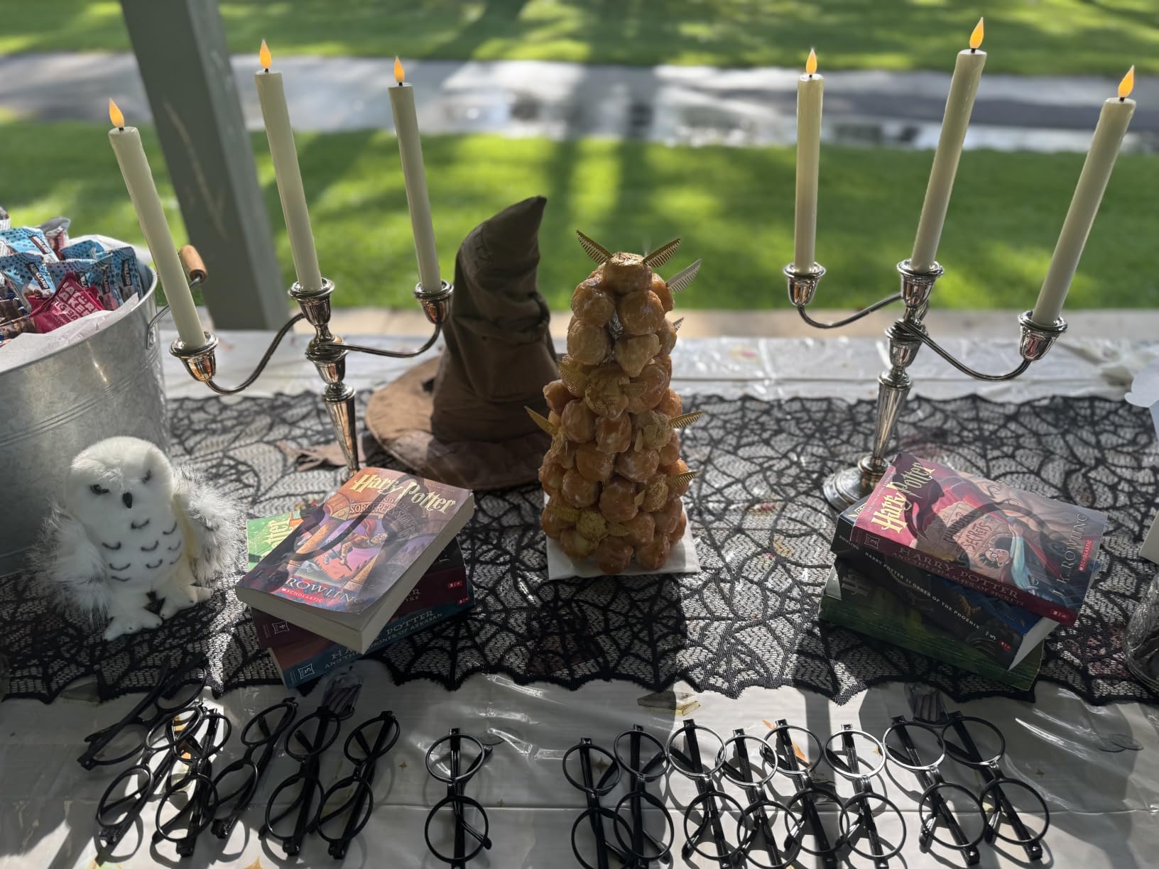Homemory Black Flameless Taper Candles with Remote and Timer, Real Wax LED Taper Candles Battery Operated, Flickering Candle Sticks for Party Halloween Indoor Decoration, 6 Pcs, 9.6 inches customer photo 2