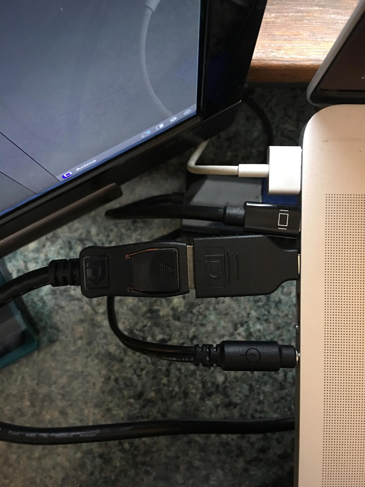 Wacom Cintiq Pro 27, Drawing Tablet with 4K 120 Hz Touchscreen & ProPen 3 customer photo 1