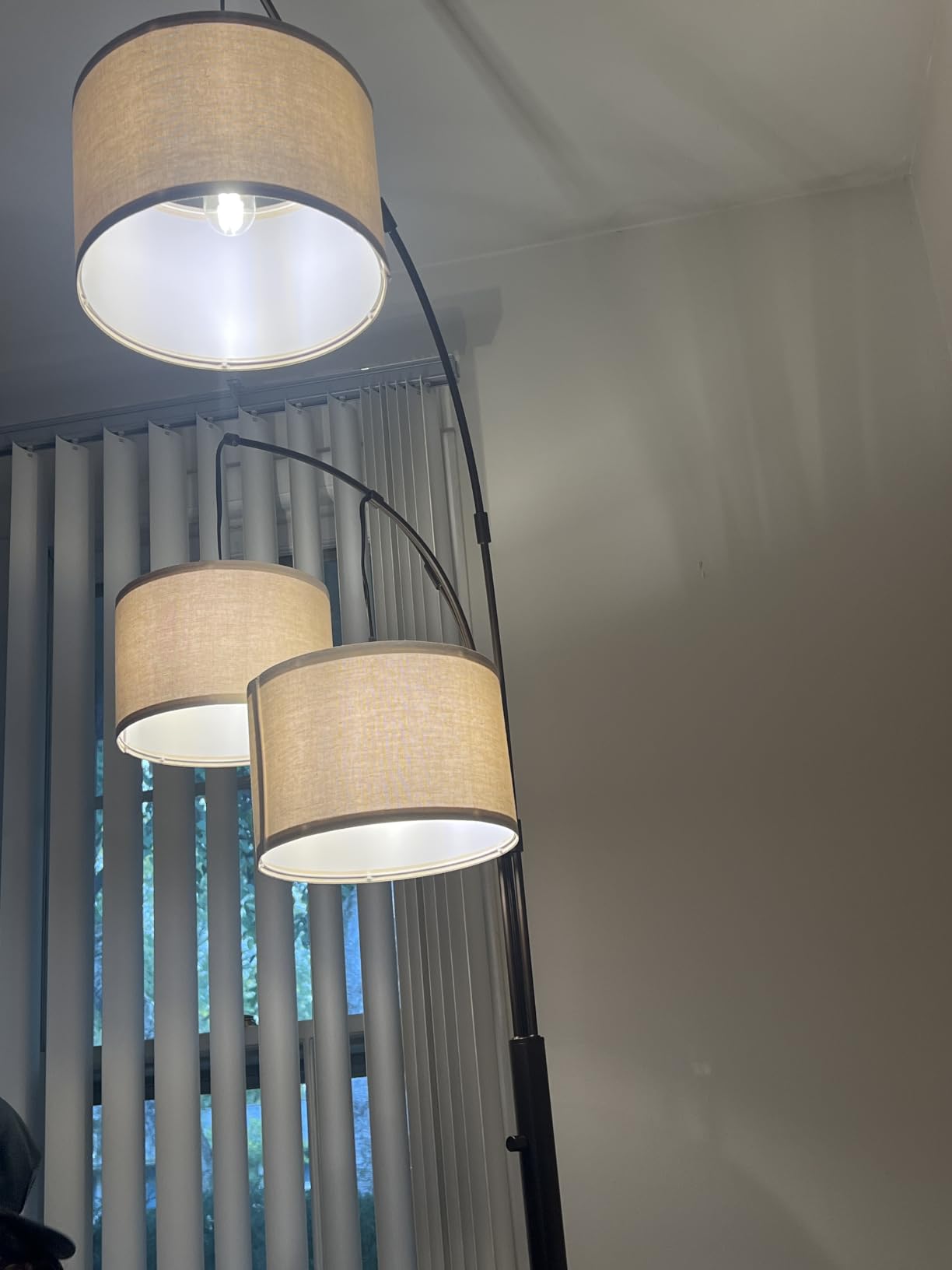 Dimmable 3 Lights Floor Lamp - 3000LM Super Bright Arc Floor Lamps for Living Room, Modern Tall Standing Lamp With Beige Shades, Mid Century Tree Floor Lamp for Bedroom Office, 3 LED Bulbs Included customer photo 1