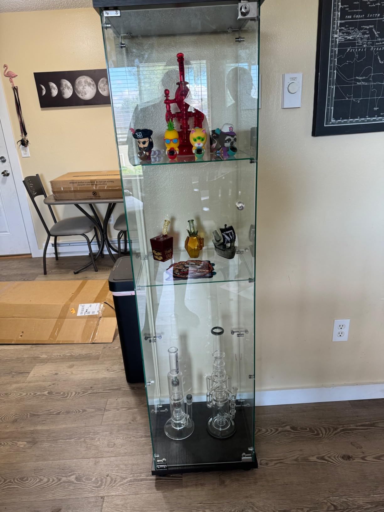 LFT HUIMEI2Y 4-Tier Glass Display Cabinet with Lock, Display Case Black customer photo 2