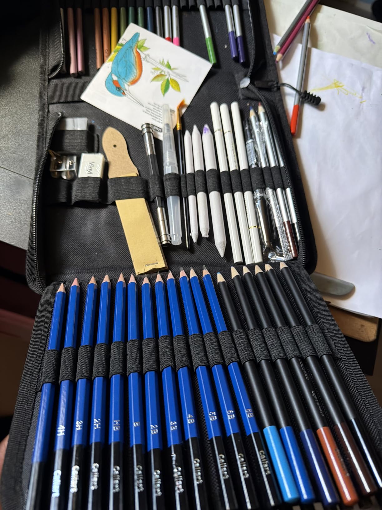 Caliart 176PCS Art Supplies Sketching Kit, 100 Sheets 3-Color Sketch Book customer photo 1