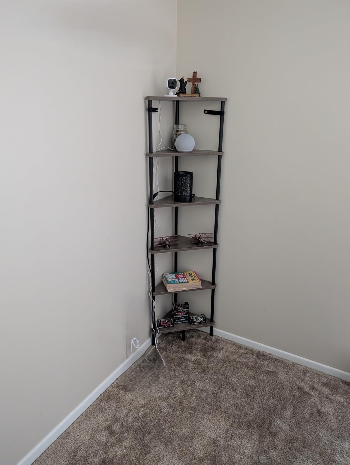 HOOBRO Corner Shelf Stand, Industrial 5-Tier Corner Bookshelf with Metal Frame, Plant Display Shelf, Small Bookcase for Small Spaces, Bedroom, Living Room, Rustic Brown BF33CJ01 customer photo 2