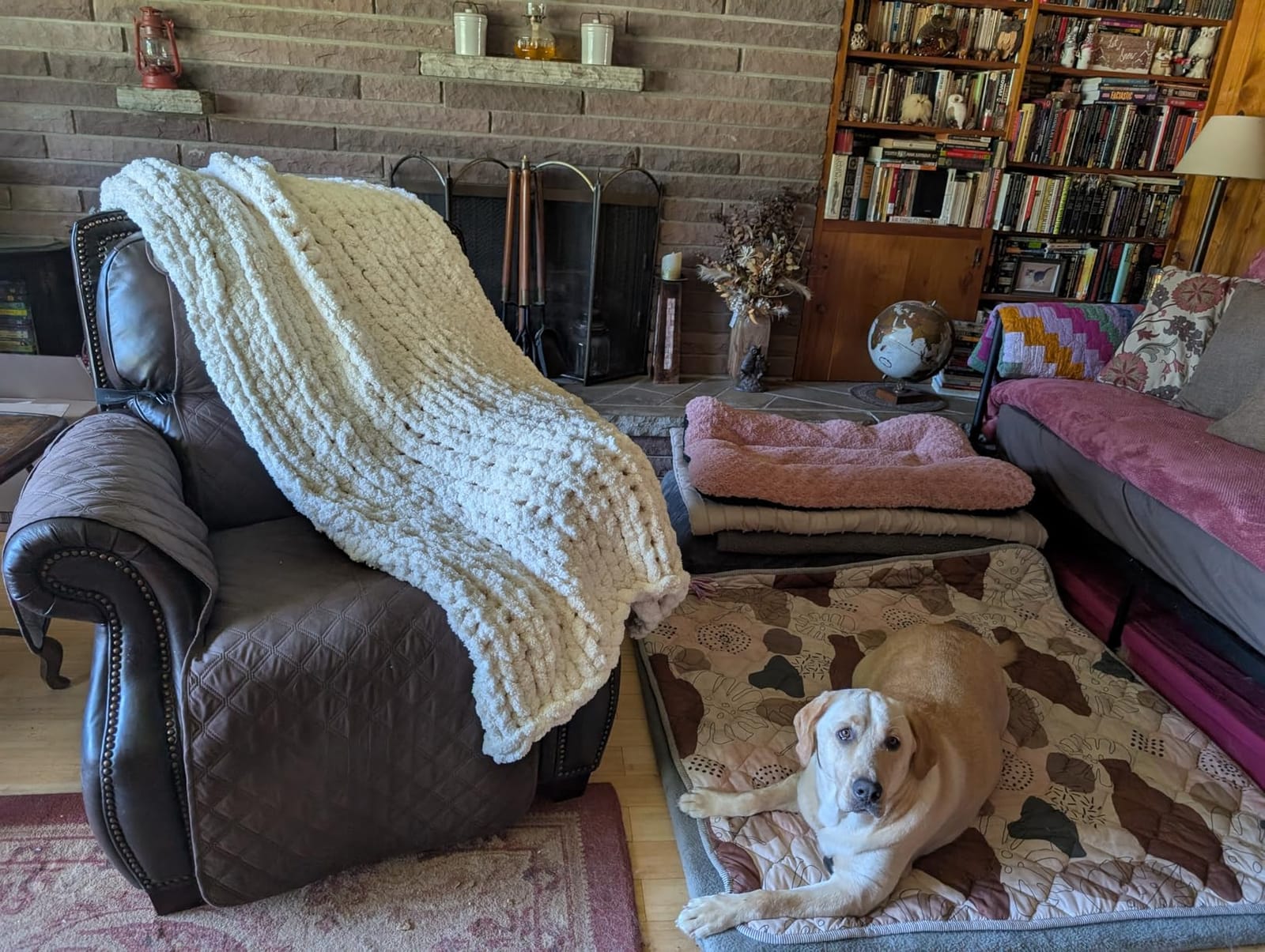L'AGRATY Chunky Knit Throw Blanket for Couch, 50'' x 60'' Knit Throw, Ivory customer photo 2