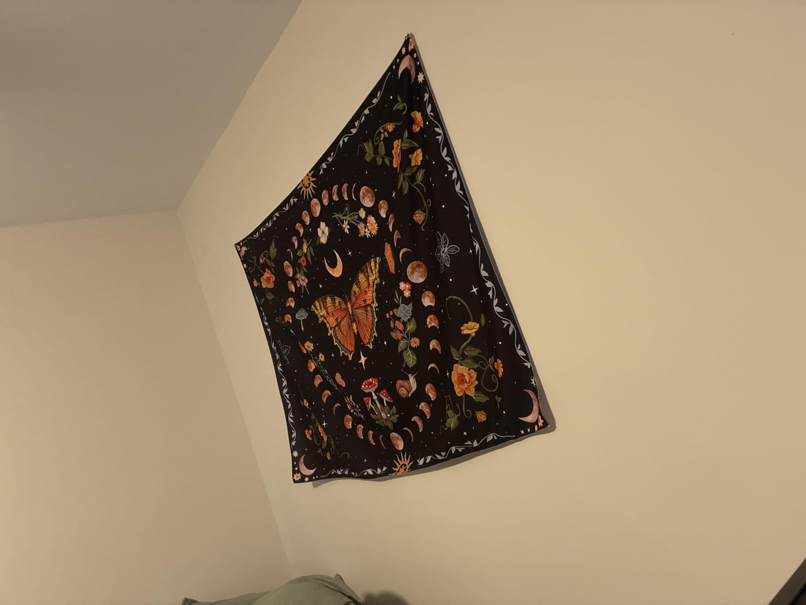 Aipon Orange Butterfly Moon Flower Tapestry Botanical Floral Plant Boho Tapestry for Bedroom Aesthetic Vintage Tapestries Wall Hanging for Living Room Dorm (36.00
