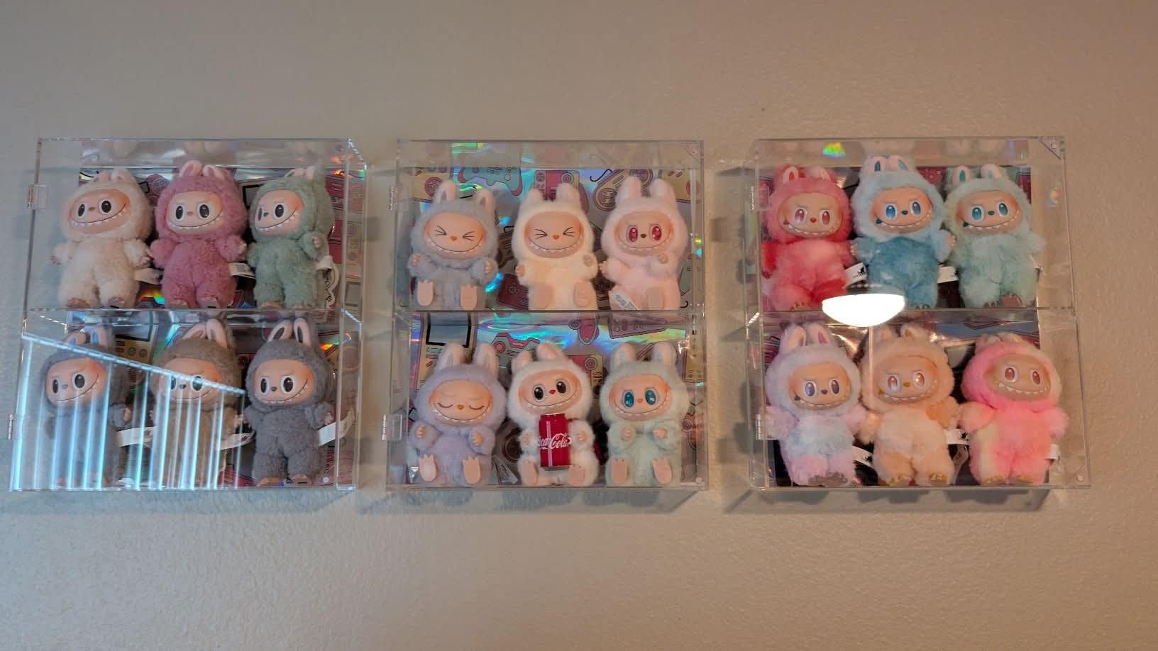 NIUBEE Acrylic Display Case for Figures, Dustproof Clear Wall Mount/Desktop customer photo 1