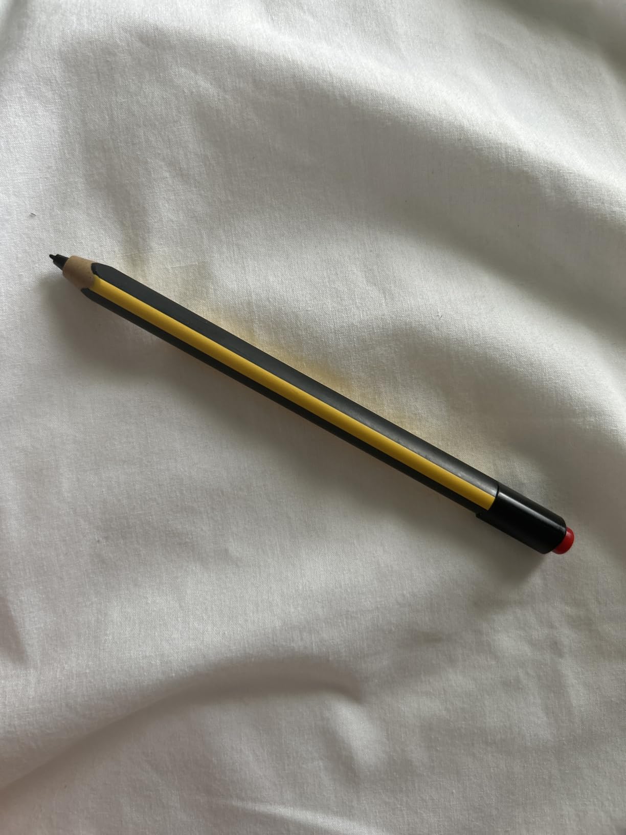 STAEDTLER Lumograph Jumbo Digital Stylus Pen with Eraser for Touchscreens: No Charging, Thick Triangular Barrel for Comfort, Works with Samsung Galaxy Tab, Kindle Scribe & More, with Replacement Nibs customer photo 1