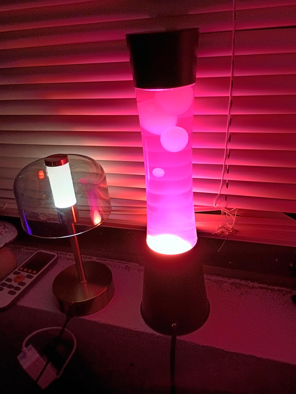 Vanful 16 Inches Purple Magma Lamp with White Wax Black Base Soothing Liquid Motion Lamp Home Decoration Bedroom Living Room Night Light for Adults Kids Boys Girls customer photo 2