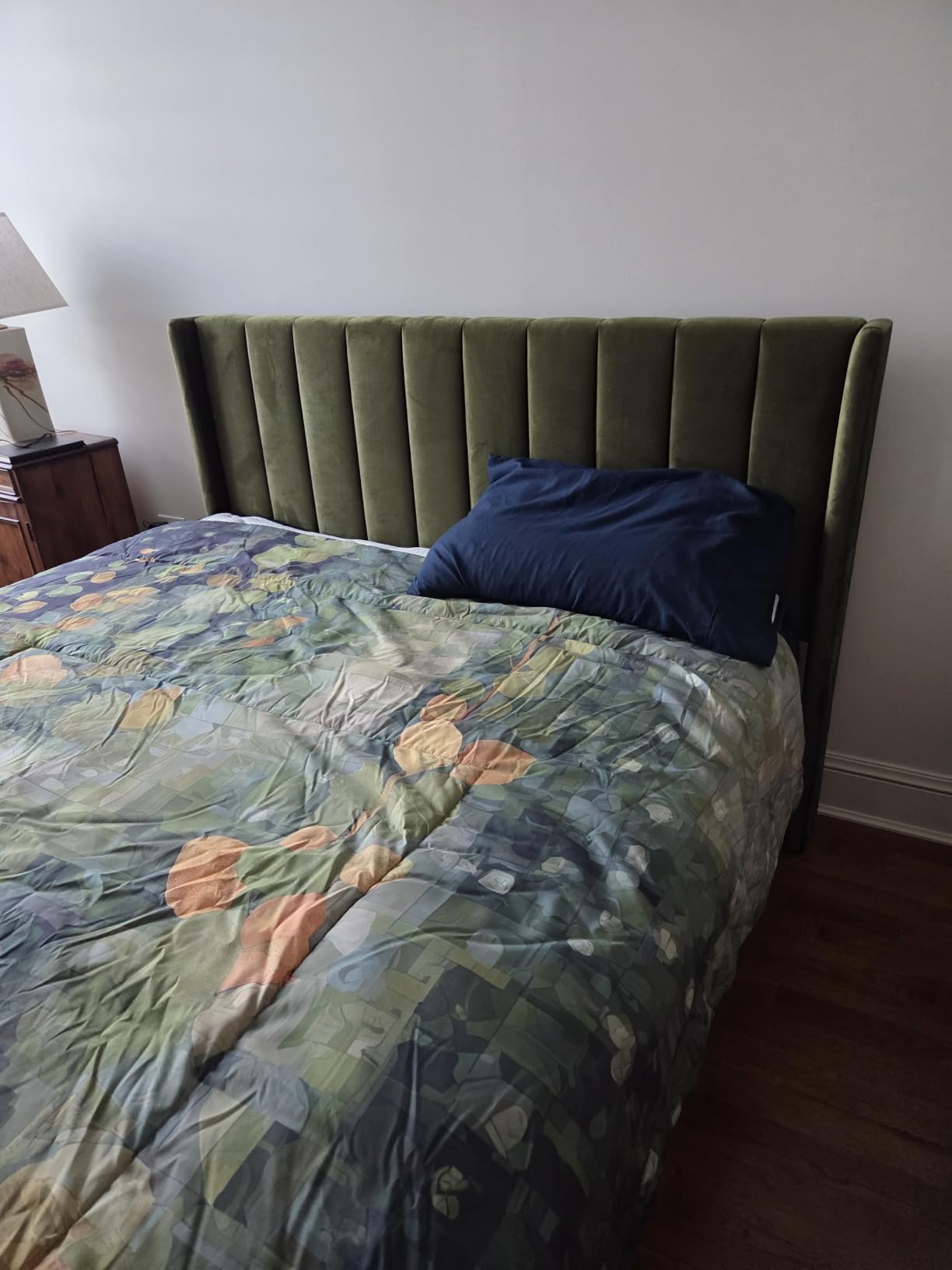 YUHUASHI King Bed Frame,Platform Bed with Upholstered Headboard,Grass Green customer photo 2