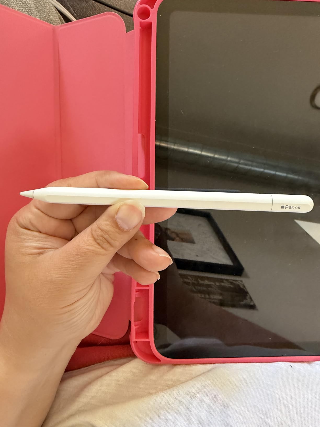 Apple Pencil (USB-C): Device Compatibility Check Required customer photo 2