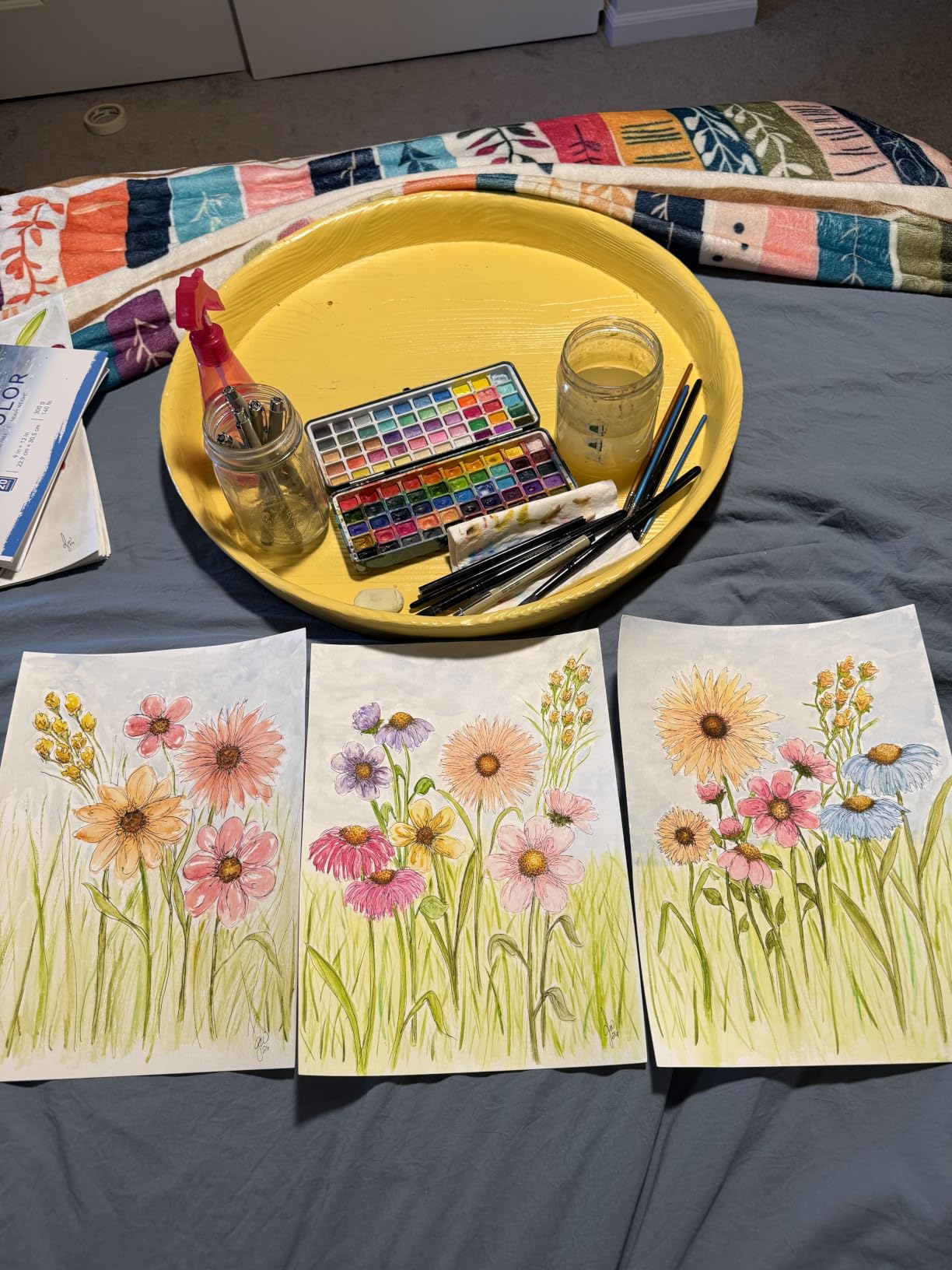 Artecho 100 Colors Watercolor Paint Set with Metallics, Portable Tin Case customer photo 2