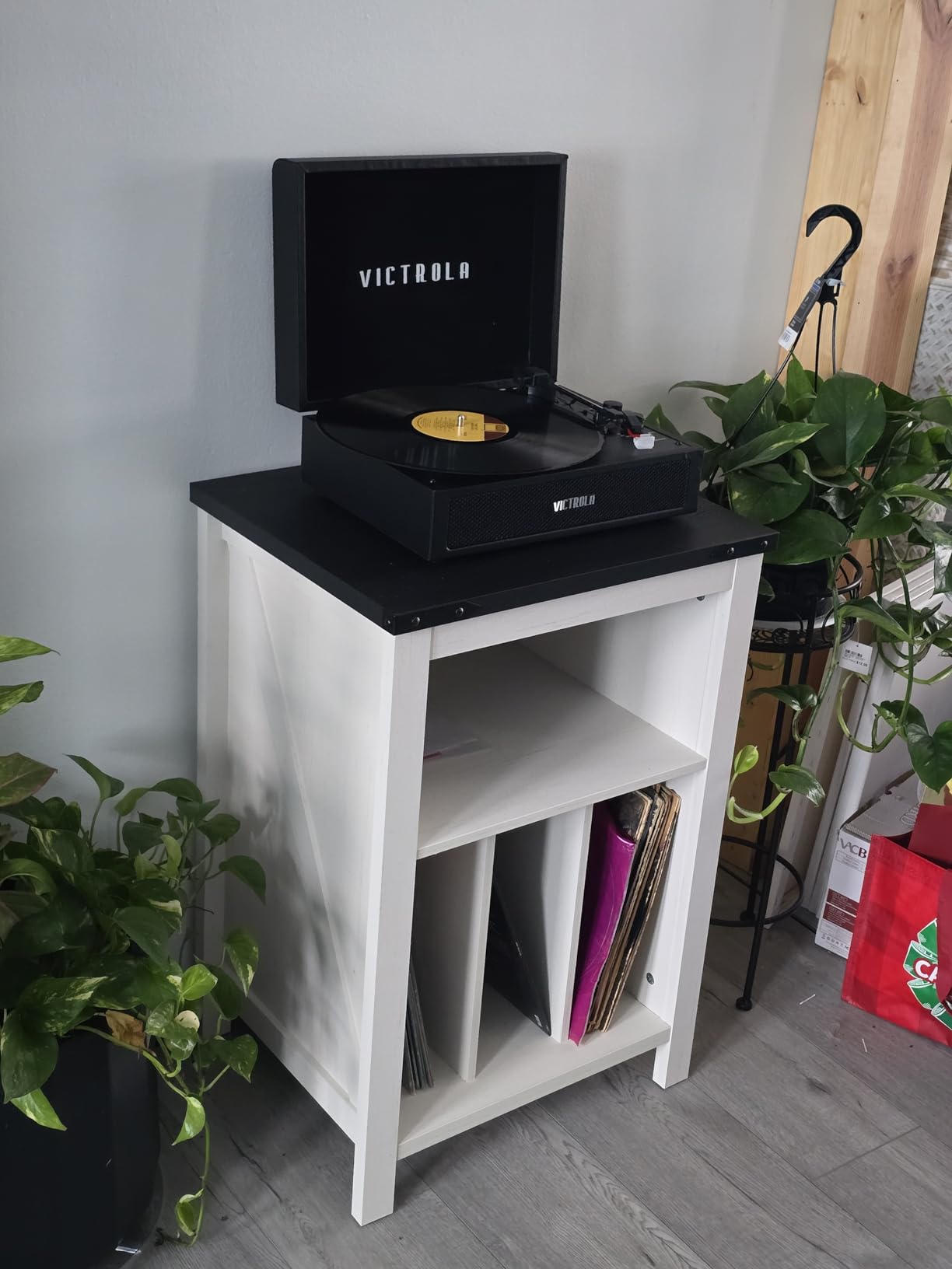 Joaxswe Record Player Stand with Vinyl Record Storage,Rustic Brown customer photo 2