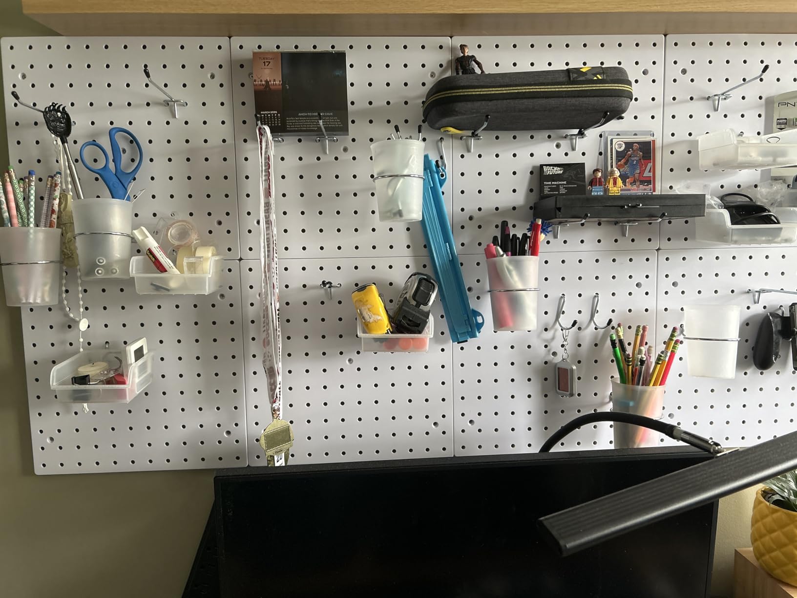 FZK Modular Plastic Peg Board Wall Organizer Kit, 12x12, White customer photo 1