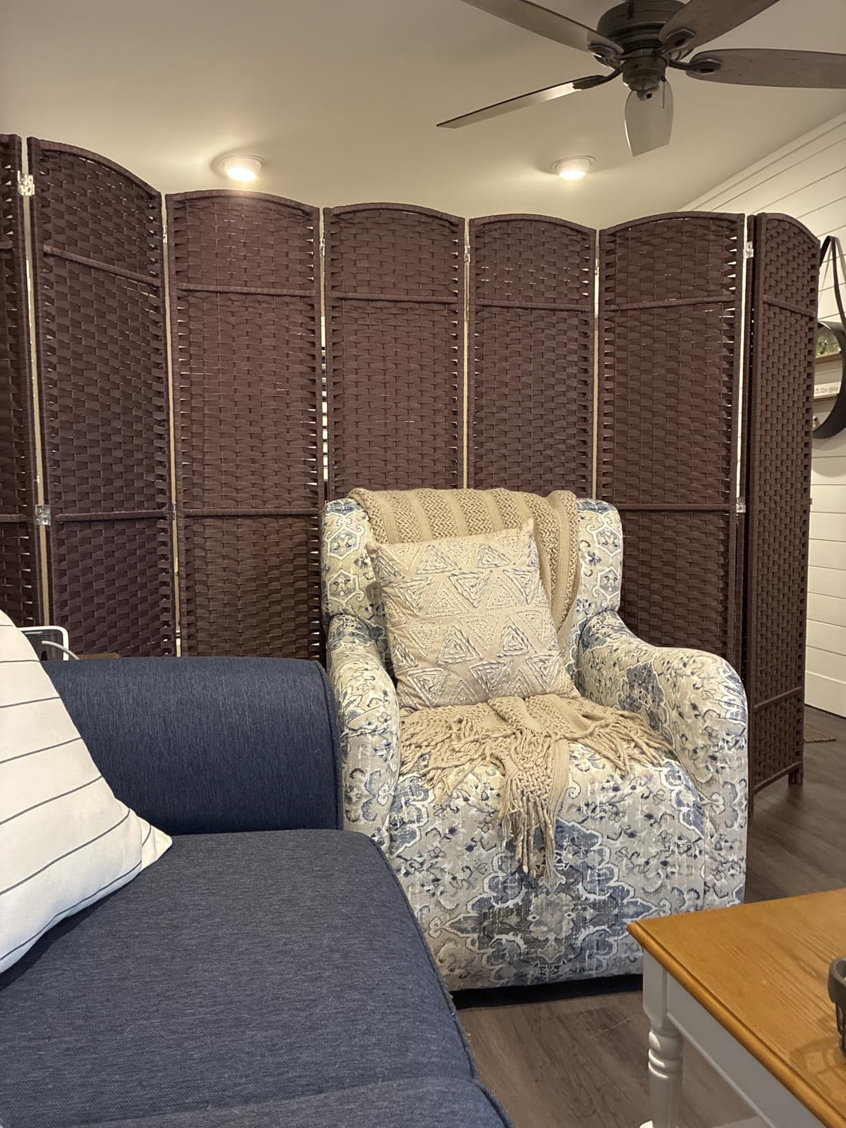 Sorbus Foldable Room Divider, Mesh Privacy Screen (6 Panel, Black) customer photo 2