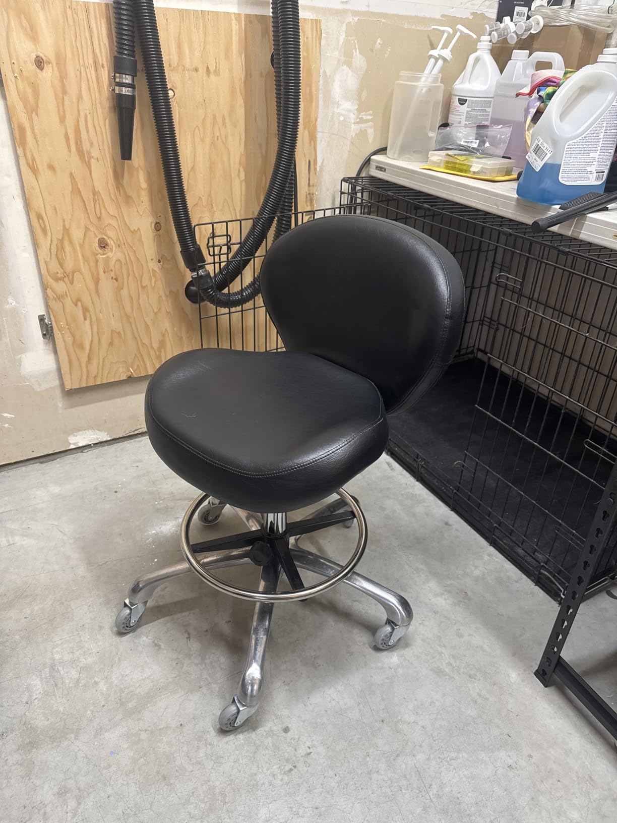 Grace&Grace Drafting Chair Adjustable Tall Shop Stool, Rolling Stool with Back Support for Studio, Classroom, Lab, Counter, Medical (Black) customer photo 2