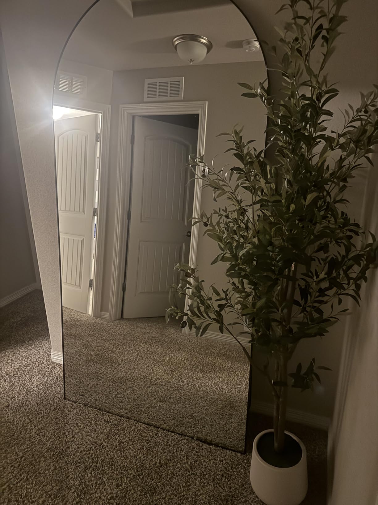 KOMCOTE Full Length Floor Mirror, 82x42 Inch Oversized Arched Standing Mirror in Black for Bedroom, Living Room, Dressing Room - Elegant Freestanding Leaning Mirror Decor customer photo 2