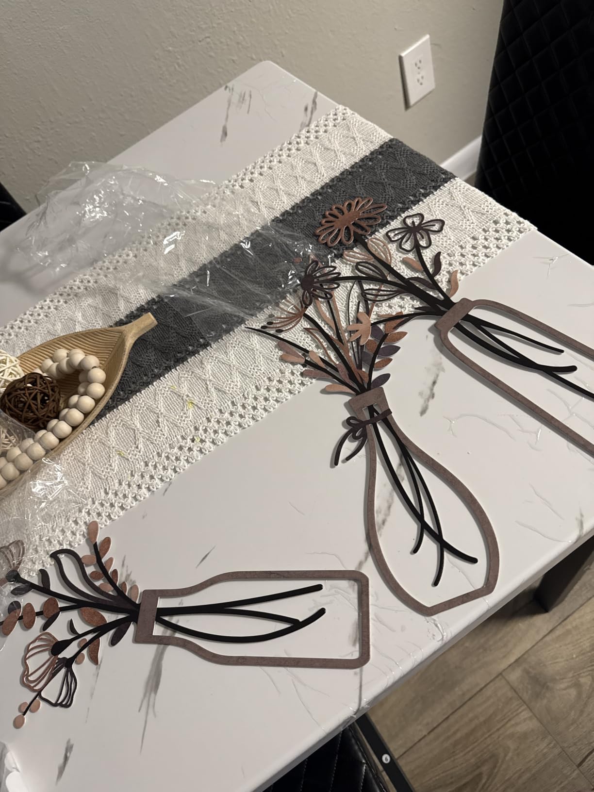 Pigort 3 Pieces Metal Flowers Wall Art- Rustic Farmhouse Decor Minimalist Decor for Living Room Bathroom Bedroom Dining Room, Housewarming Gifts Christmas Decoration(Beige, Vase-C) customer photo 2