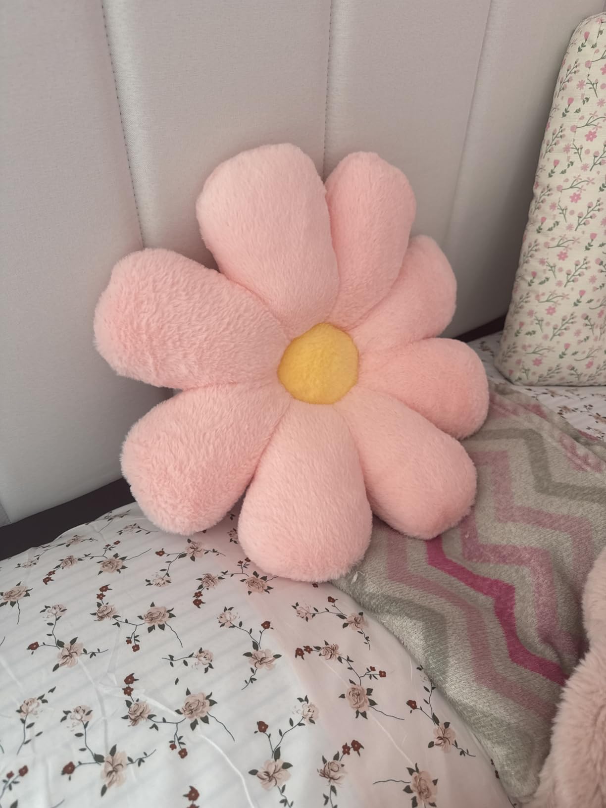 2 Pcs Flower Pillow Set for Teen Girls Bedroom Preppy Room Decor customer photo 1