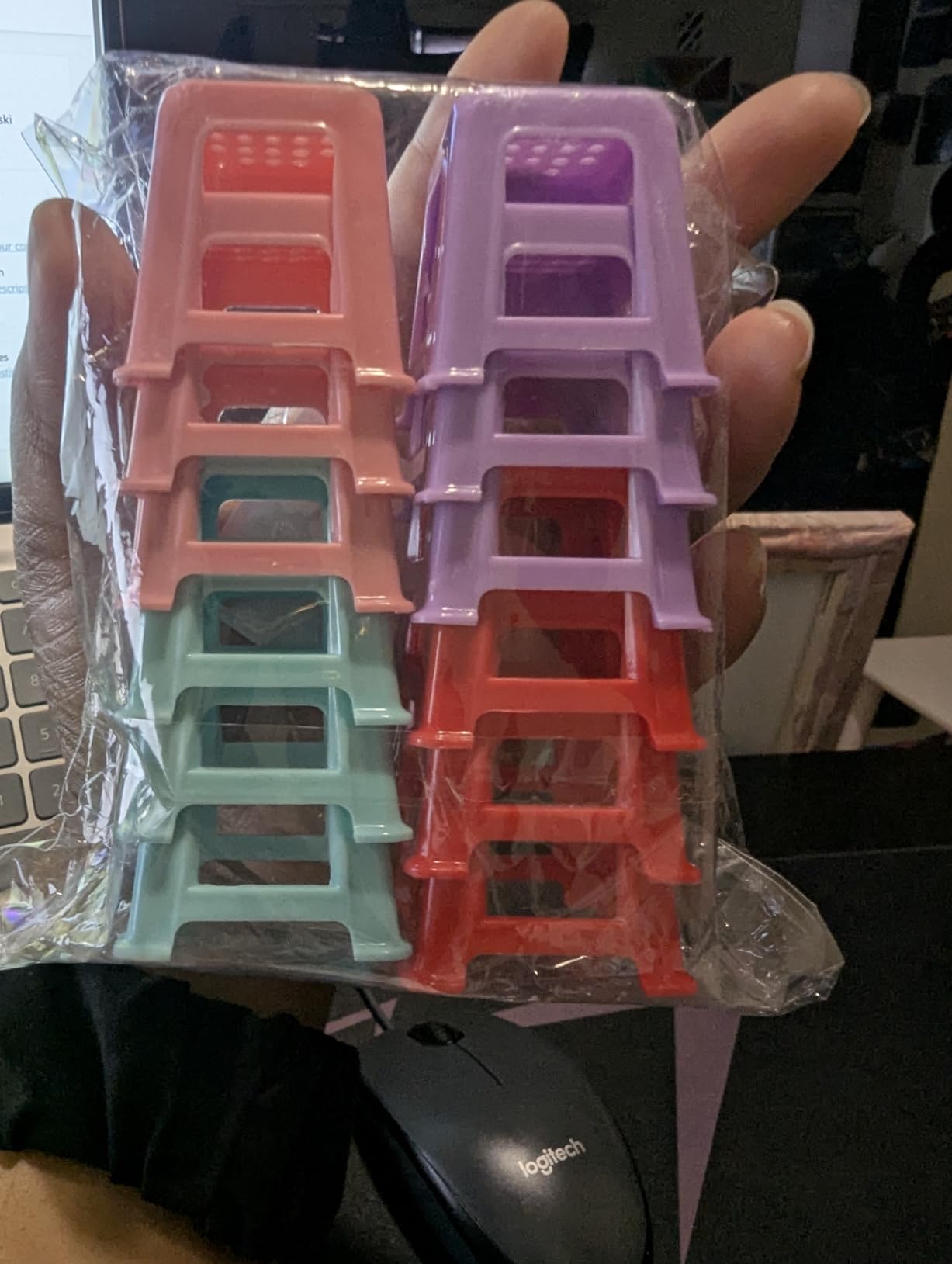 12 Pcs Canvas Stands for Mini Canvas Feet Risers - Fluid & Acrylic Pouring Paint Supplies - Solid Color Plastic Paint Pouring Tools customer photo 2