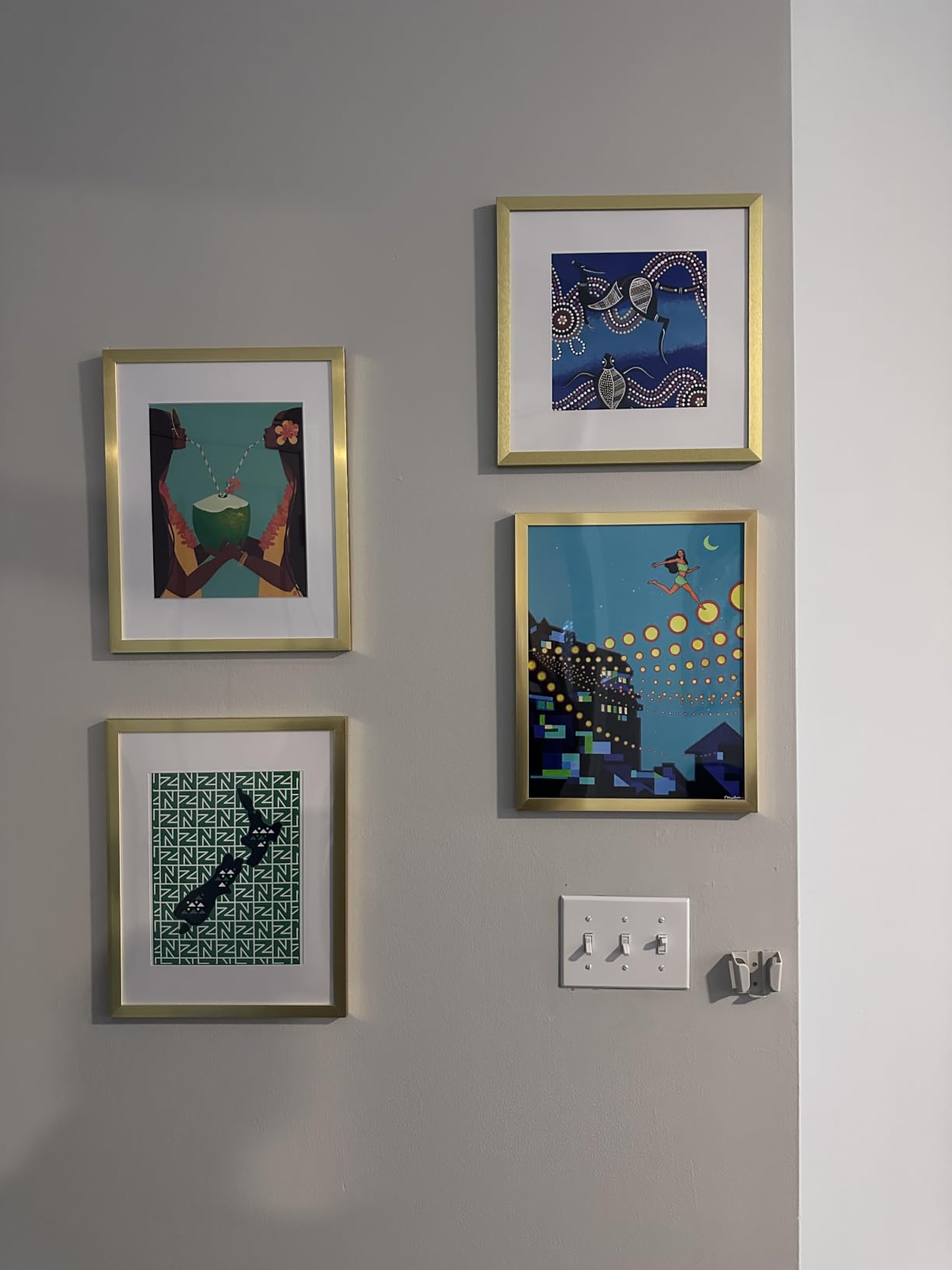 upsimples 24x36 Poster Frame, Gallery Wall Frames Set of 5, Black customer photo 1