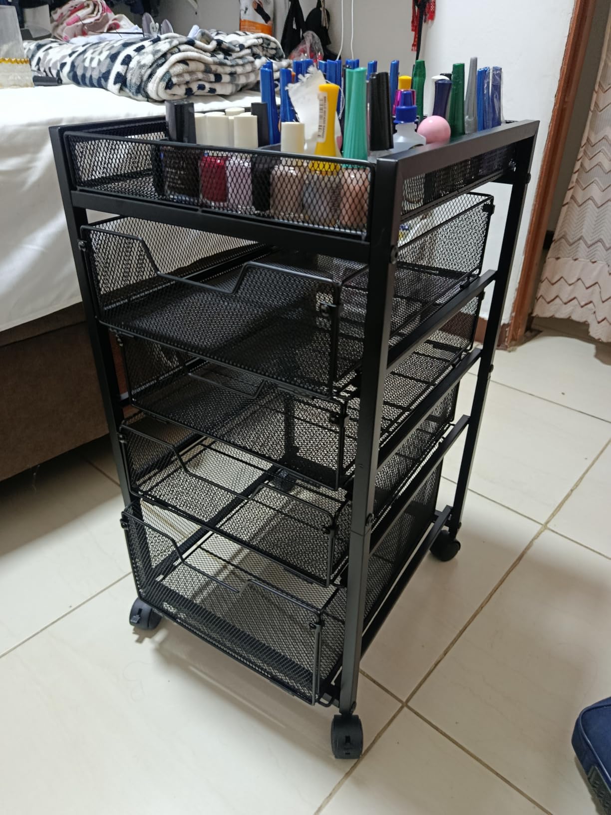 Rolling Utility Cart with 4 Drawers, Craft Organizer and Storage Carts with DIY Divider, Lockable Wheels Storage Organizer for Art Supplies, Store for Brushes & Paints & Small Parts(Patent Pending) customer photo 1