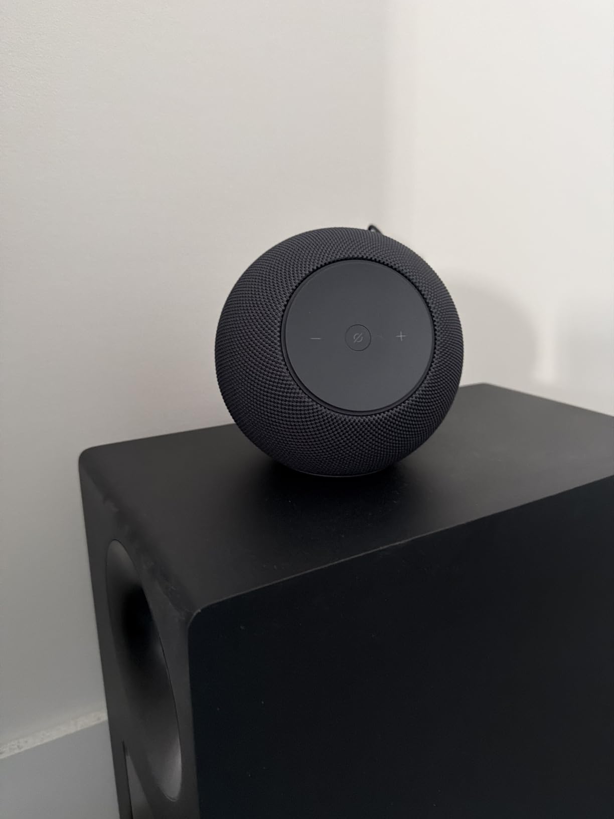 Amazon Echo Studio (newest model), Immersive spatial audio and Dolby Atmos, Designed for Alexa+, Graphite customer photo 2