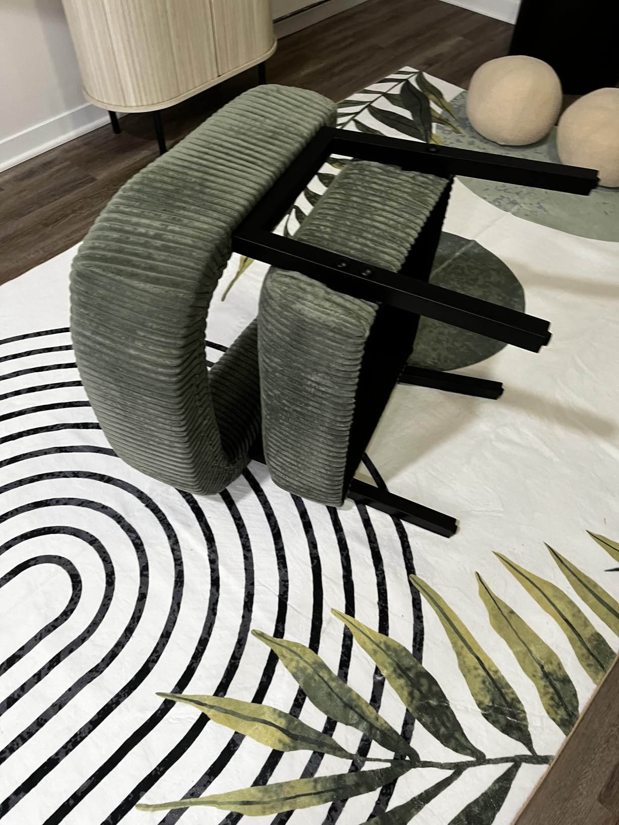 Yaheetech Accent Living Room Chair with Pocket Coiled Seat Set of 1 customer photo 1