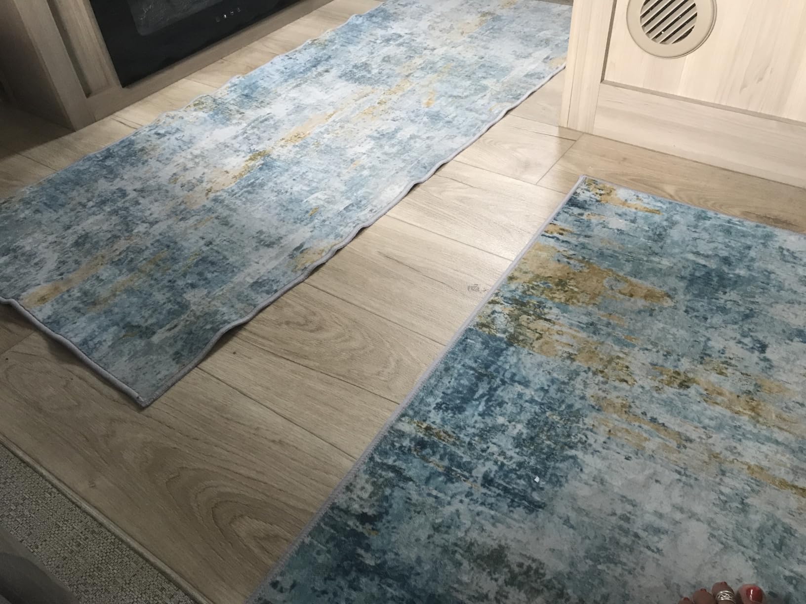 Ompaa Living Room Rug 5x7 Rainbow Area Rugs Washable Boho Colorful Rug Non Slip Abstract Vintage Indoor Large Carpet for Bedroom, Classroom, College Dorm, Farmhouse, Dining Room, Kids Playroom customer photo 1