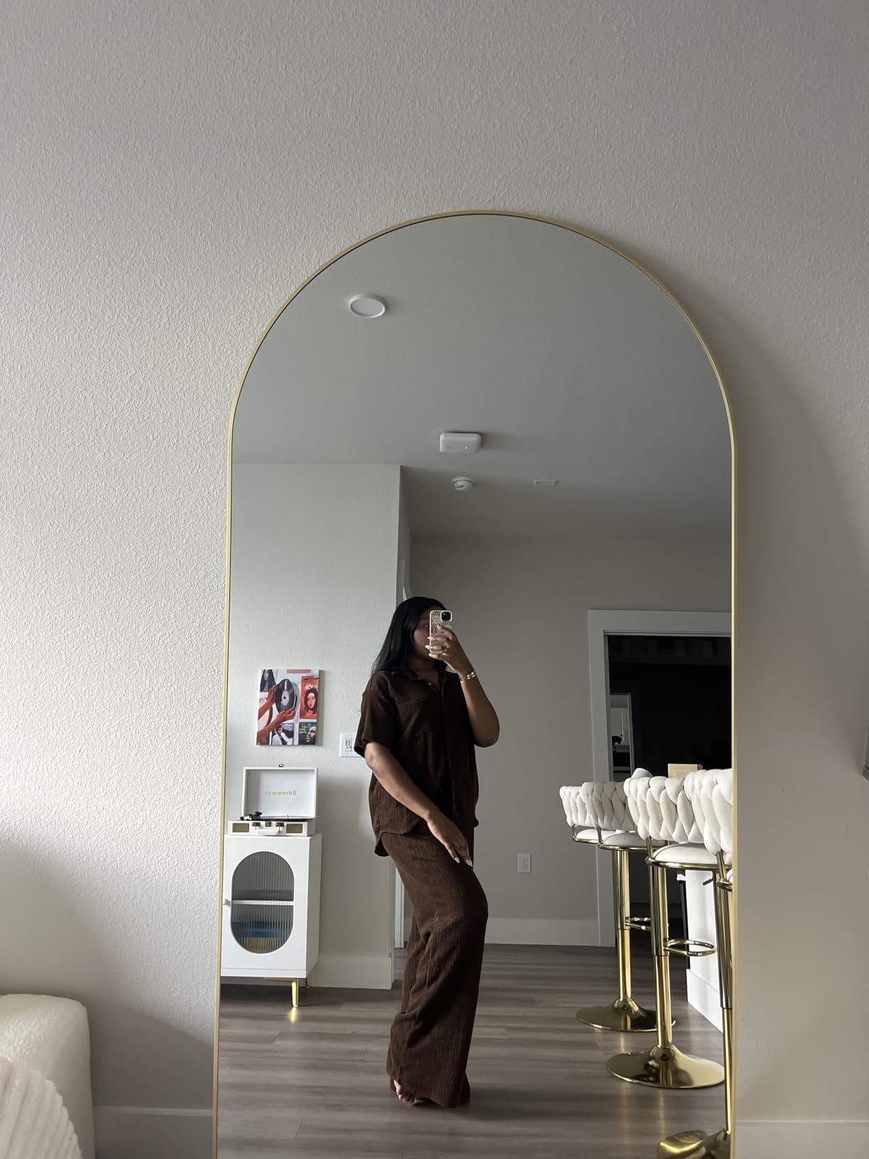 KOMCOTE Full Length Floor Mirror, 91x46 Inch Oversized Arched Standing Mirror in Gold for Bedroom, Living Room, Dressing Room - Elegant Freestanding Leaning Mirror Decor customer photo 1