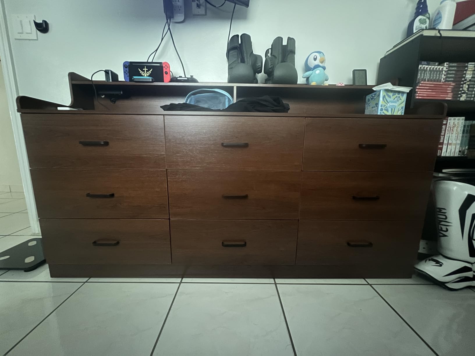 Bigbiglife Wood Dresser for Bedroom, 6 Drawer Double Dresser, Mid Century Modern Chest of Drawers with Deep Drawers, Large Storage Organizer for Living Room, Closet(Walnut Brown) customer photo 2