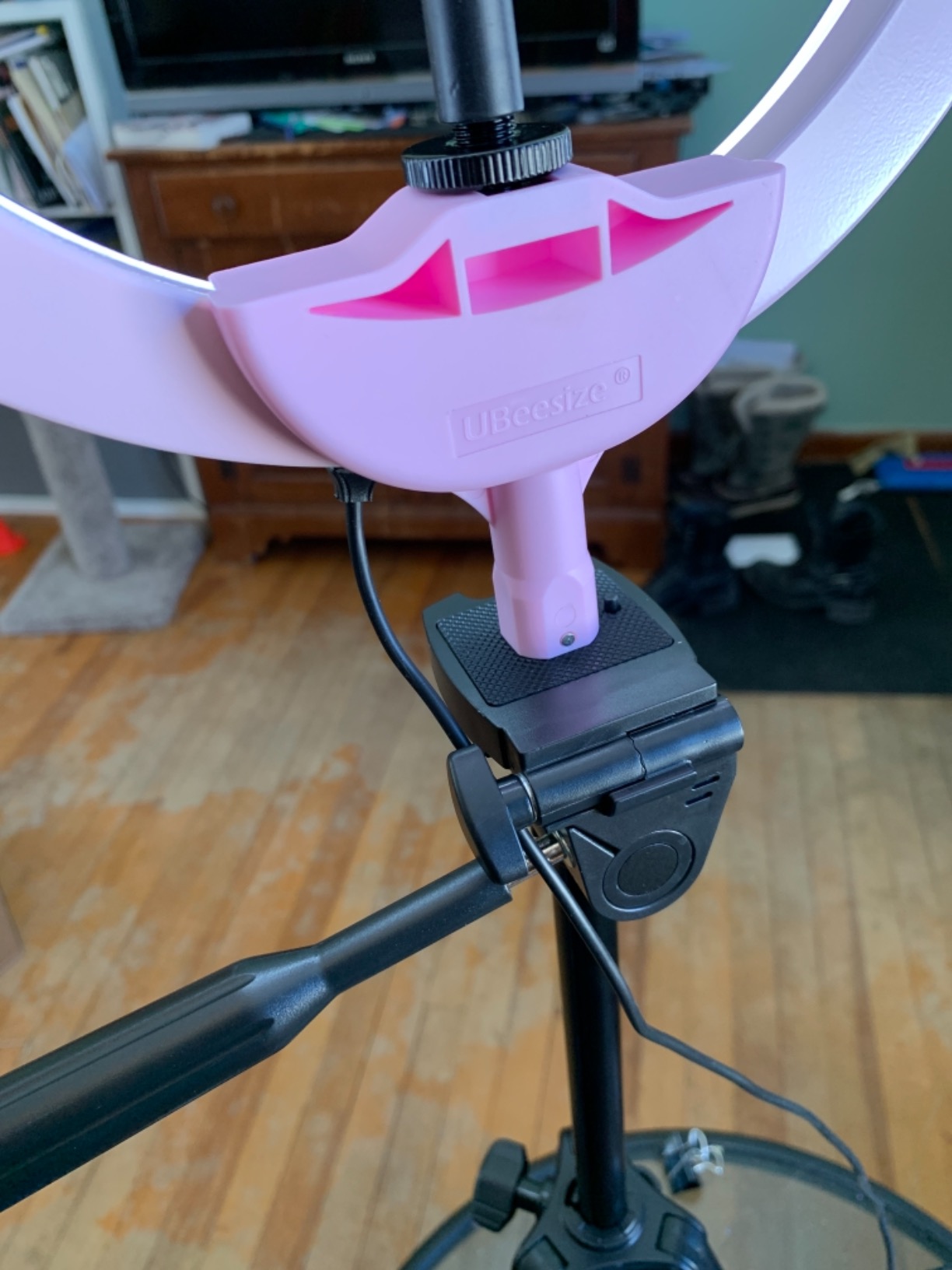 UBeesize 2-Pack LED Video Light Kit with Tripod Stand & Phone Holder customer photo 1