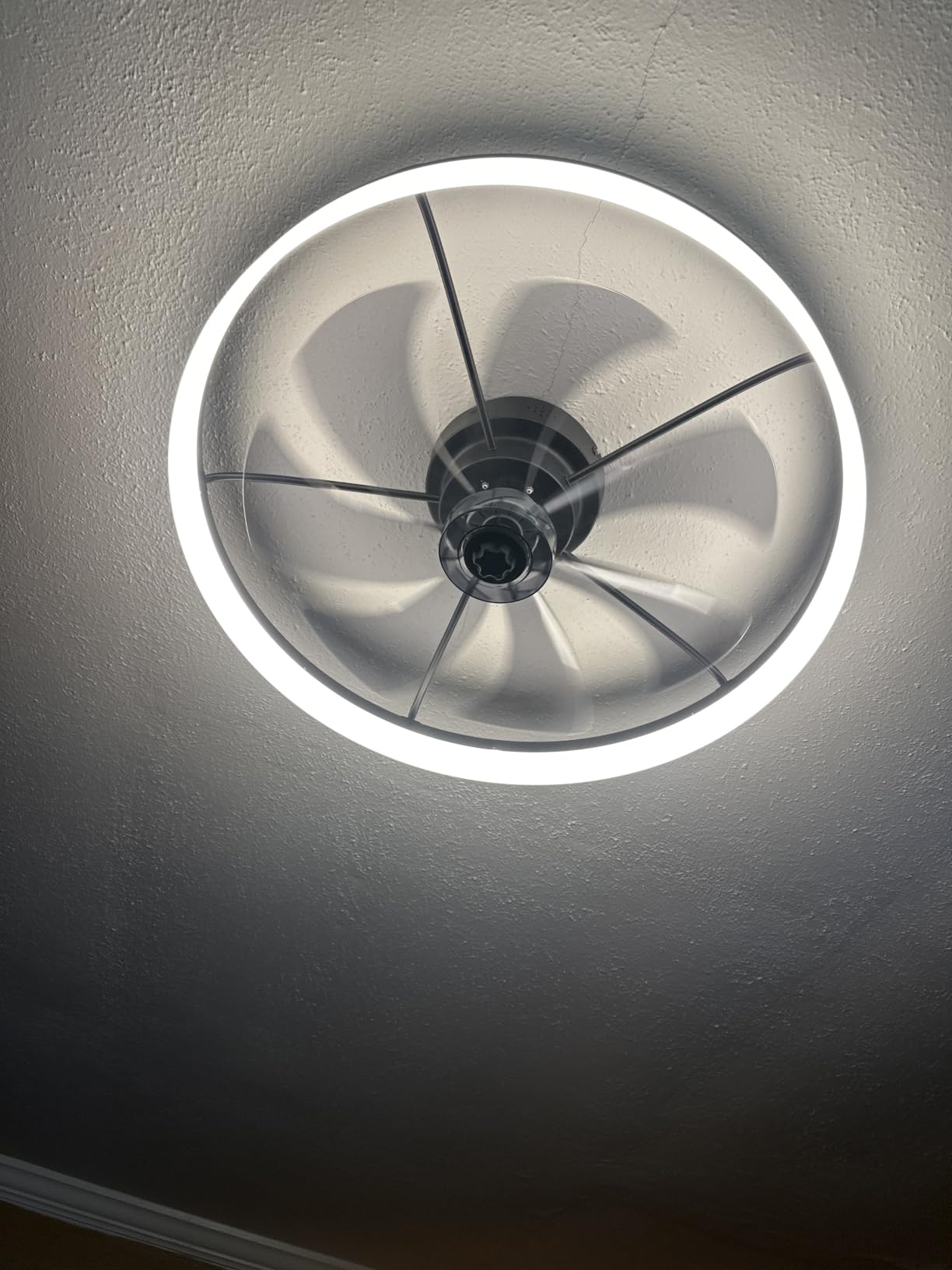 VOLISUN Low Profile Ceiling Fans with Lights and Remote, 27.6in Fandelier Ceiling Fan Flush Mount, 3000K-6500K Smart Bladeless LED Fan Light, Black Modern Ceiling Fans with Lights for Bedroom customer photo 1