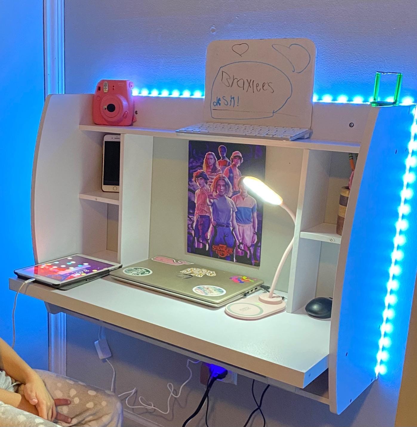 SoBuy Wall Mounted Folding Table customer photo 1