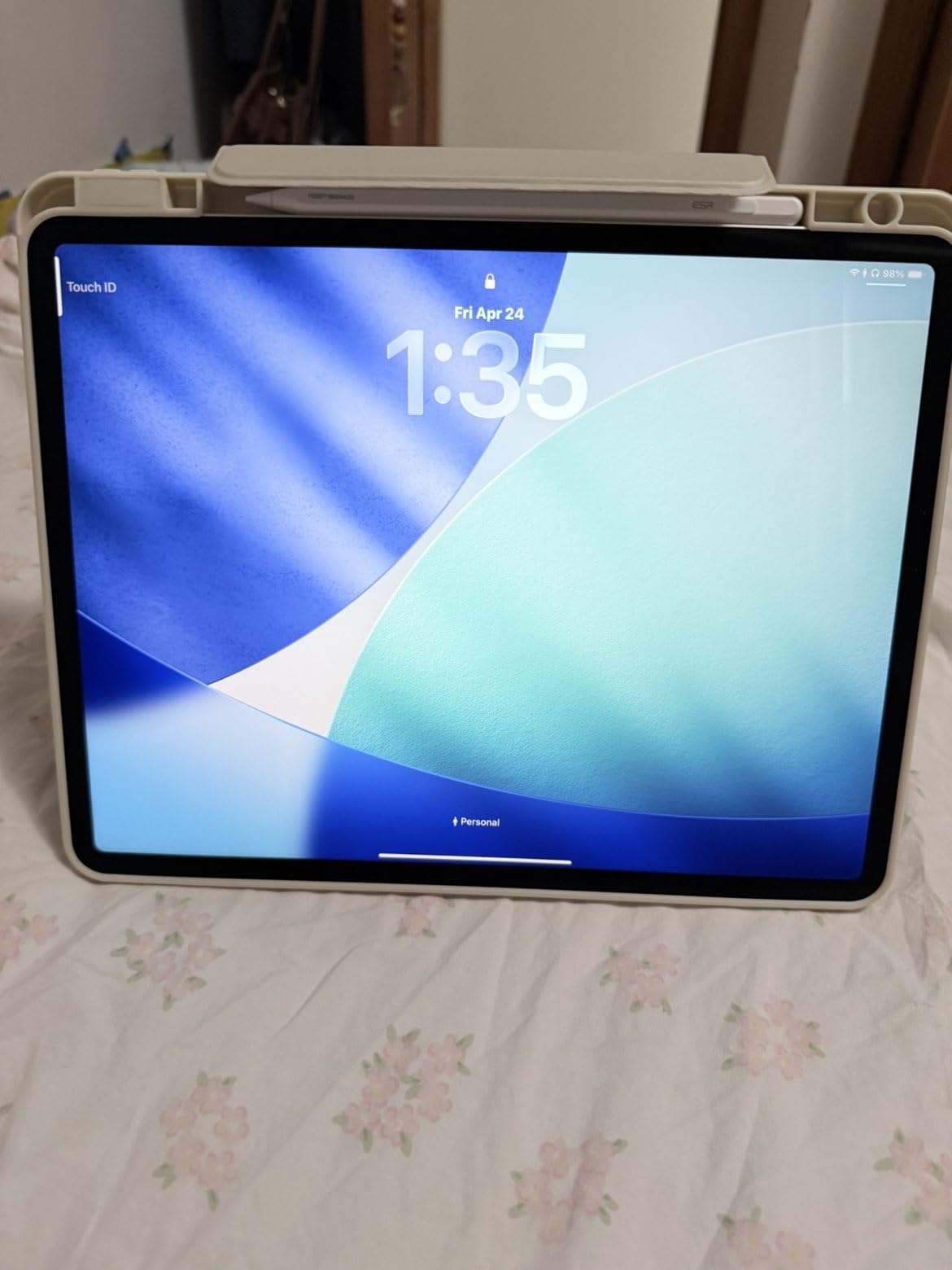 Apple iPad Air 13-inch (M4): Liquid Retina Display, 1TB, 12MP Front/Back Camera, Wi-Fi 7 with Apple N1, Touch ID, All-Day Battery Life — Blue customer photo 2