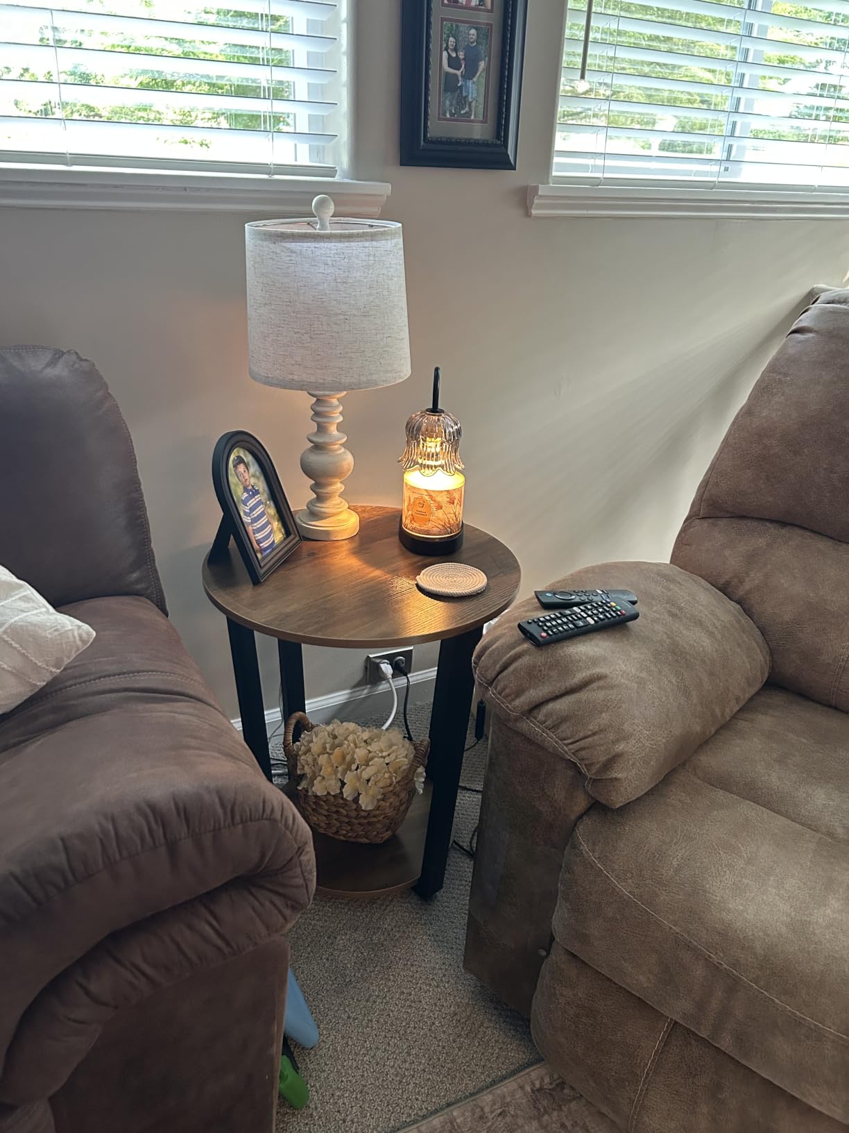 VASAGLE Side Table, 2 Tier Small Accent End Table, Nightstand customer photo 1