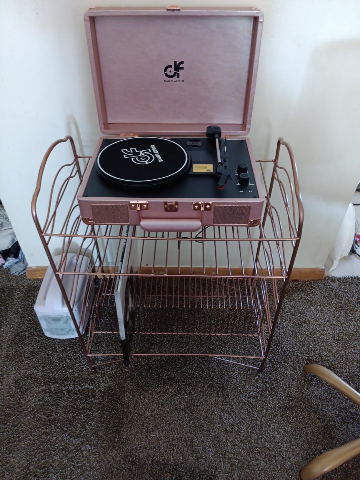 Pink Suitcase Record Player with Built-in Speakers, 3-Speed Vintage Vinyl Turntable with Bluetooth Input, Bass & Treble Tone Control, Auto Stop, Portable Music Gift for Women, Pink customer photo 2