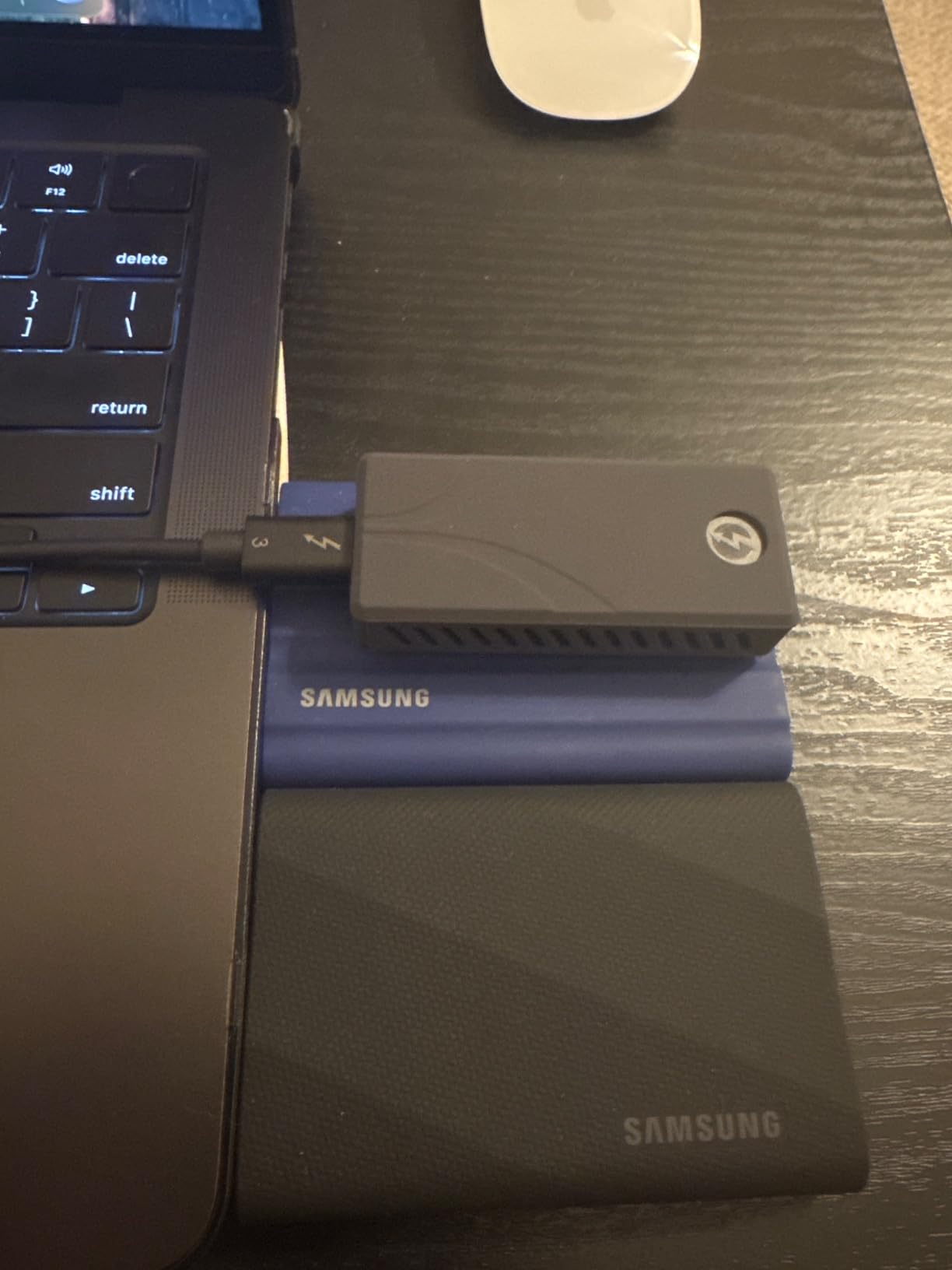 SABRENT Rocket Nano XTRM 2TB External SSD – Thunderbolt 3 | 2700 MB/s | 900 MB/s USB 3.2 Gen 2 | Compact Aluminum | Both Cables Included | Mac, PC, Linux (SB-XTMN-2TB) customer photo 2