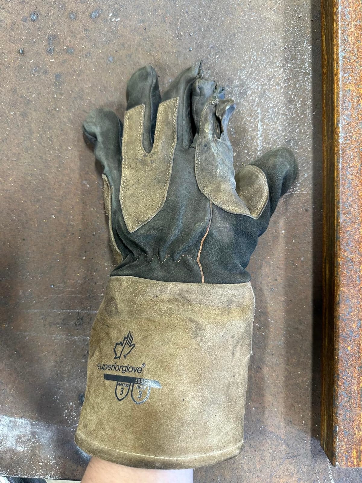 Superior Glove Endura 370GFKL Leather TIG Work Gloves (1 Pair) Large customer photo 1