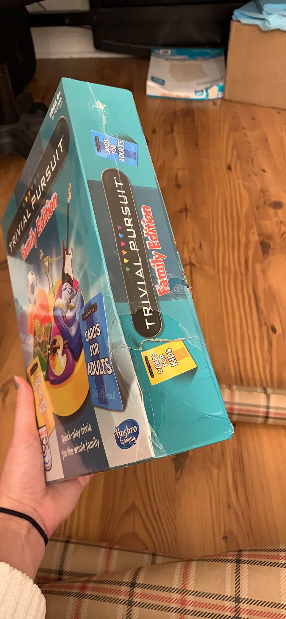 Hasbro Gaming Trivial Pursuit Game: Family Edition Board Game, Family Trivia Games for Adults and Kids, 2+ Players, Ages 8+ (Amazon Exclusive) customer photo 2