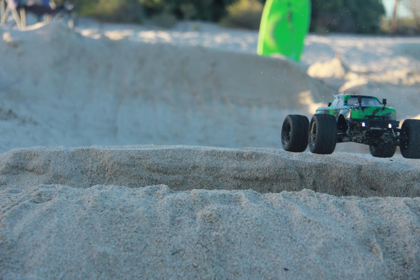 HAIBOXING 18859 1:18 Scale All Terrain RC Car, Hobby 4WD Remote Control Car customer photo 2