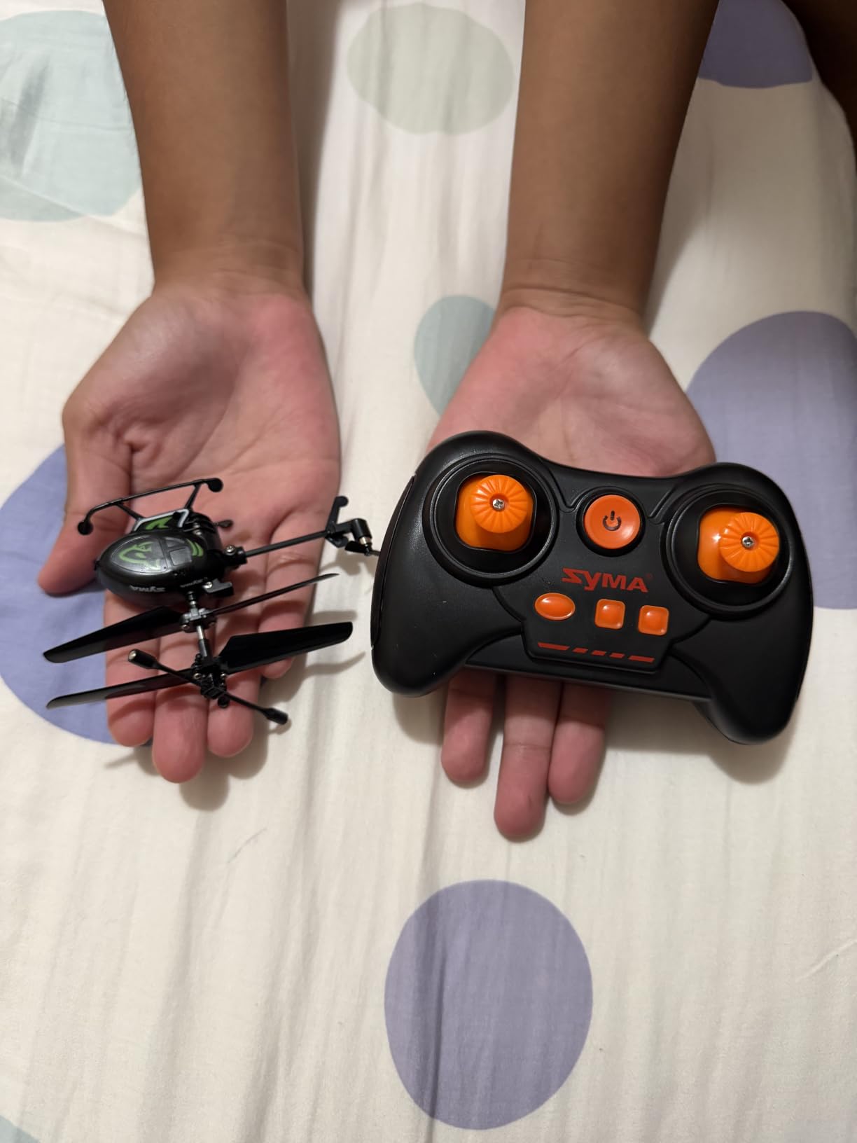 SYMA S100 Mini RC Helicopter for Kids, Indoor Flying, Altitude Hold, Black customer photo 1