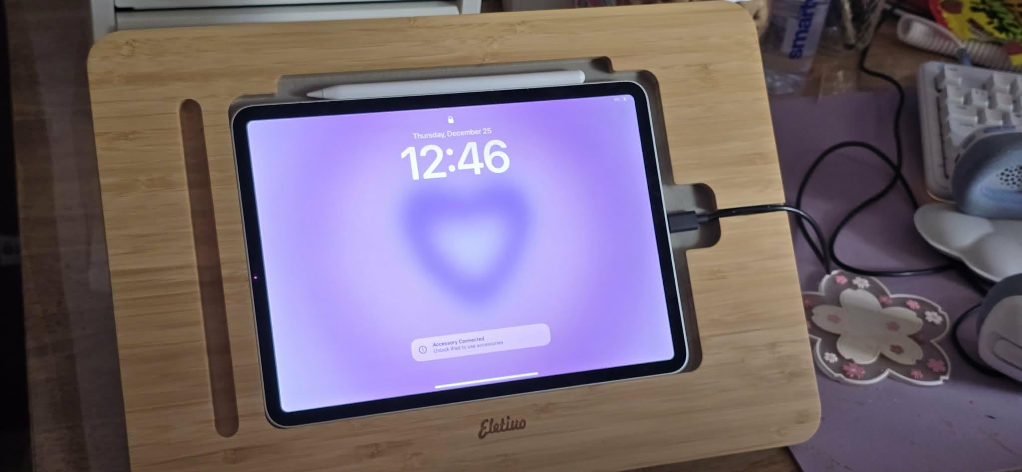 ELETIUO Adjustable Tablet Stand with Pencil&Charger Cable Slot,Bamboo Wooden Stand with Multiple Angles,Organizer Desktop Holder for Drawing,Compatible with ipads(Support to 9.7-11