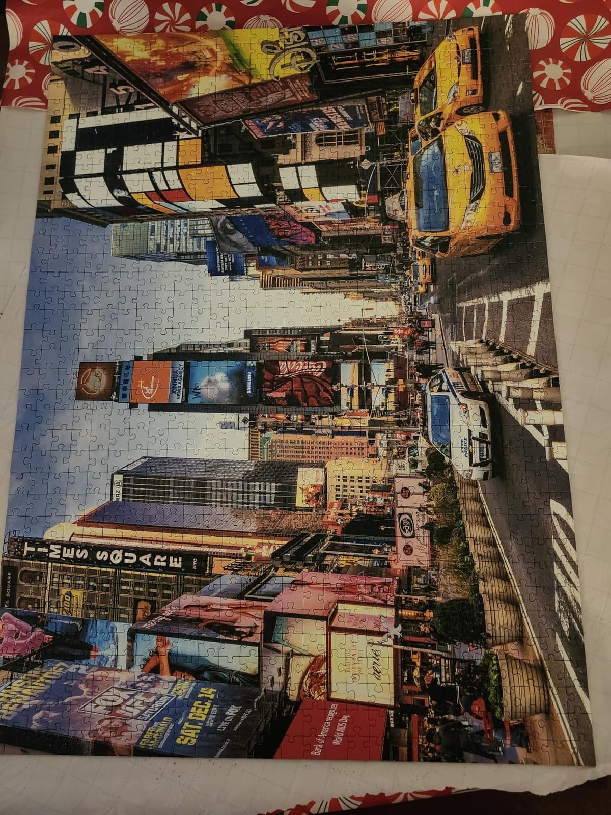 Wonder Forge Times Square New York 1000 Piece Jigsaw Puzzle for Adults customer photo 1
