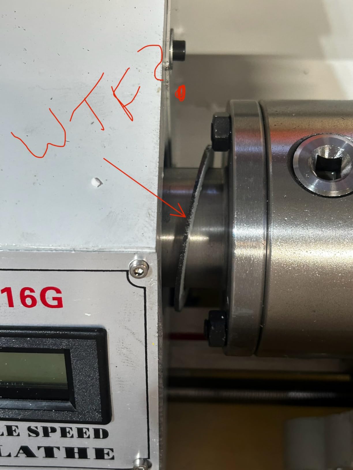 VEVOR 7'' x 16'' Metal Lathe Machine, 800W Precision Benchtop Power Metal Lathe, 150-2500 RPM Continuously Variable Speed, with 3.9'' 3-jaw Metal Chuck Come with Tool Box customer photo 1