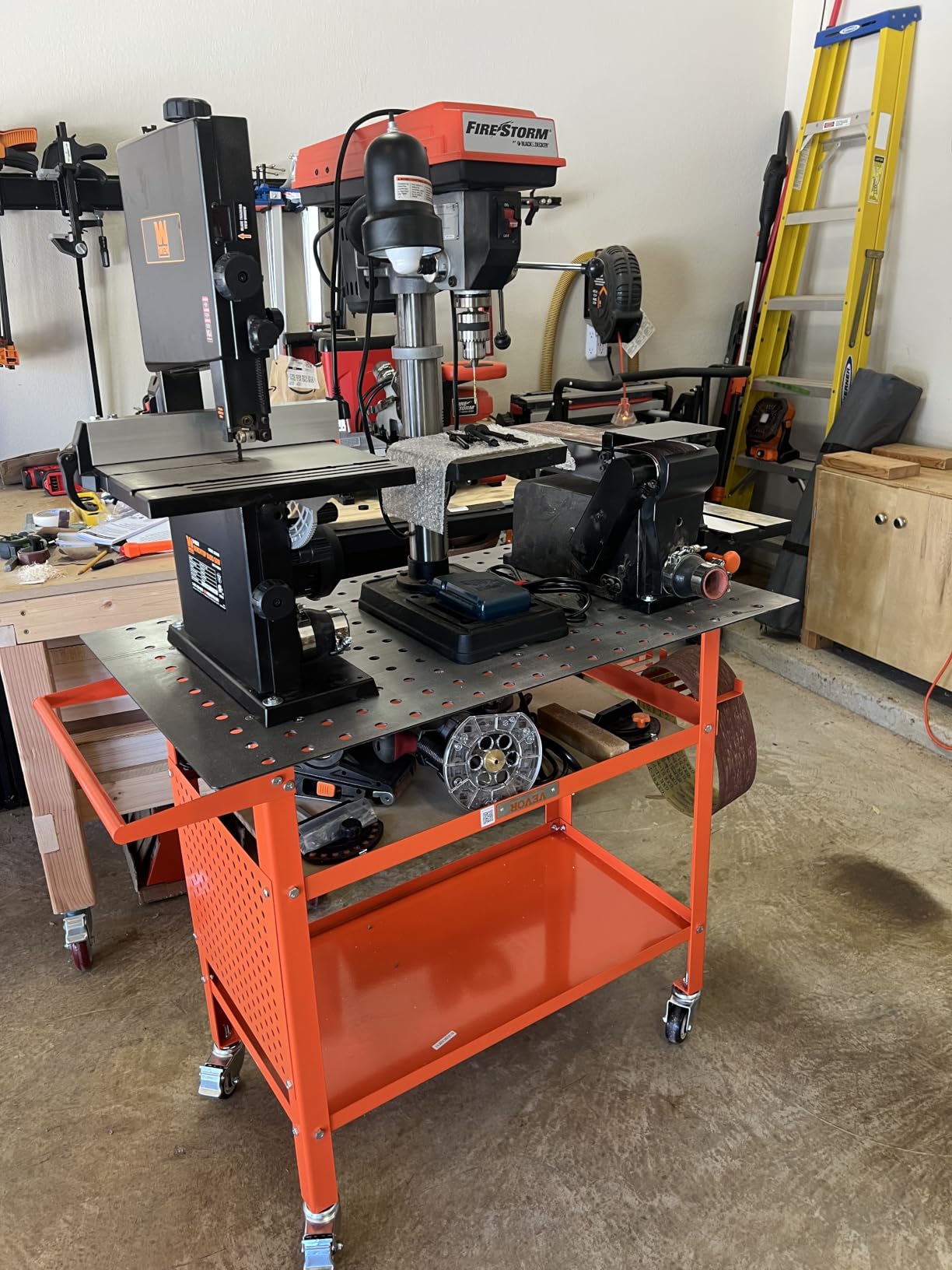 VEVOR Welding Table, 40