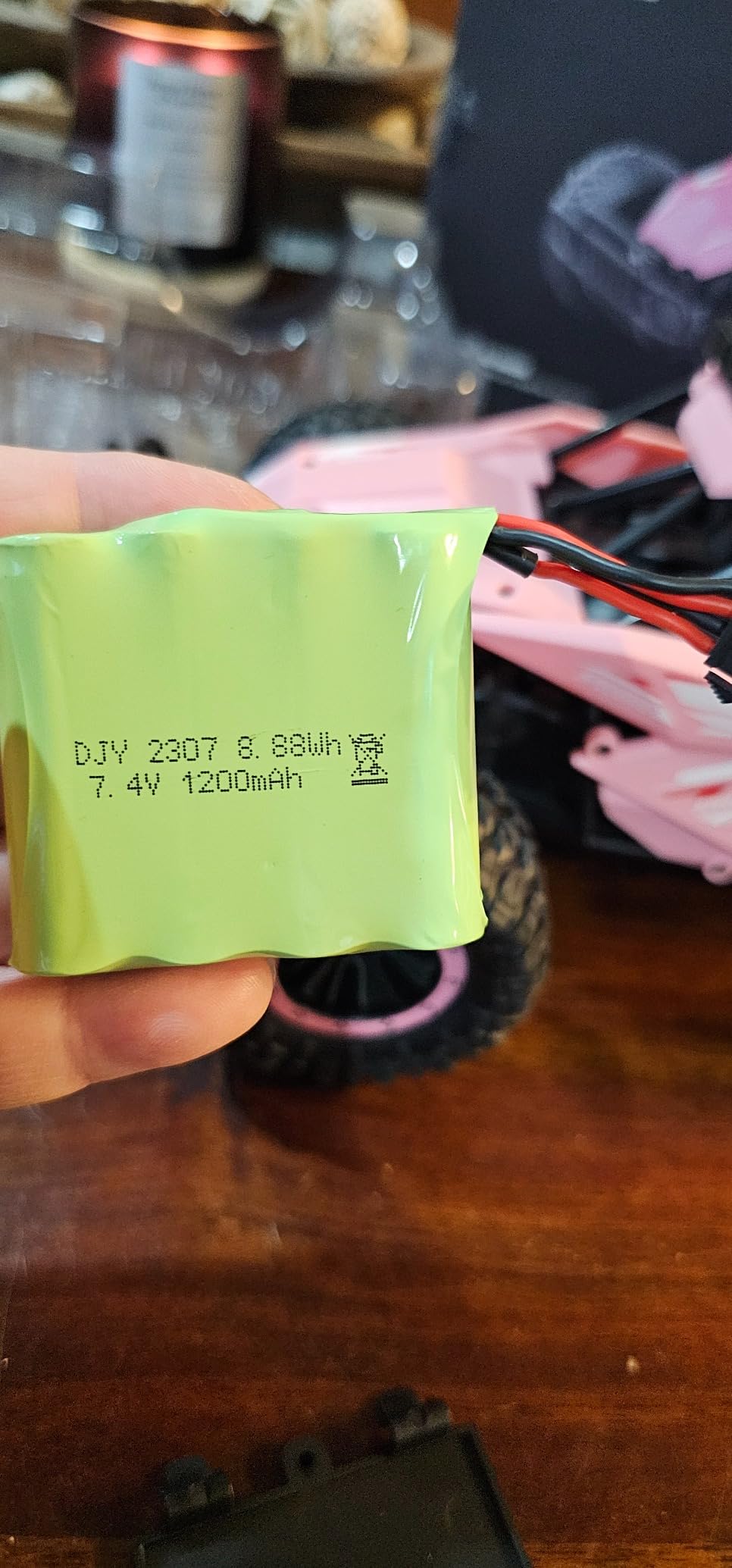 kolegend Remote Control Car 2.4GZh High Speed 25km/h RC Monster Trucks 50+min with LED Headlight and Rechargeable Battery for Boys Girls Kids customer photo 2