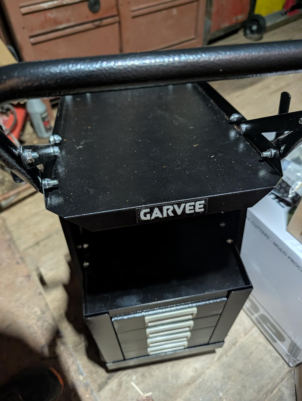 Garvee 3 Tier Welding Cart, Heavy Duty Welder Cart with 360° Swivel Wheels, Tank Storage Safety Chains, Rolling MIG Welder Cart for TIG, ARC, MMA, Plasma Cutter Welding Machine, Black customer photo 1