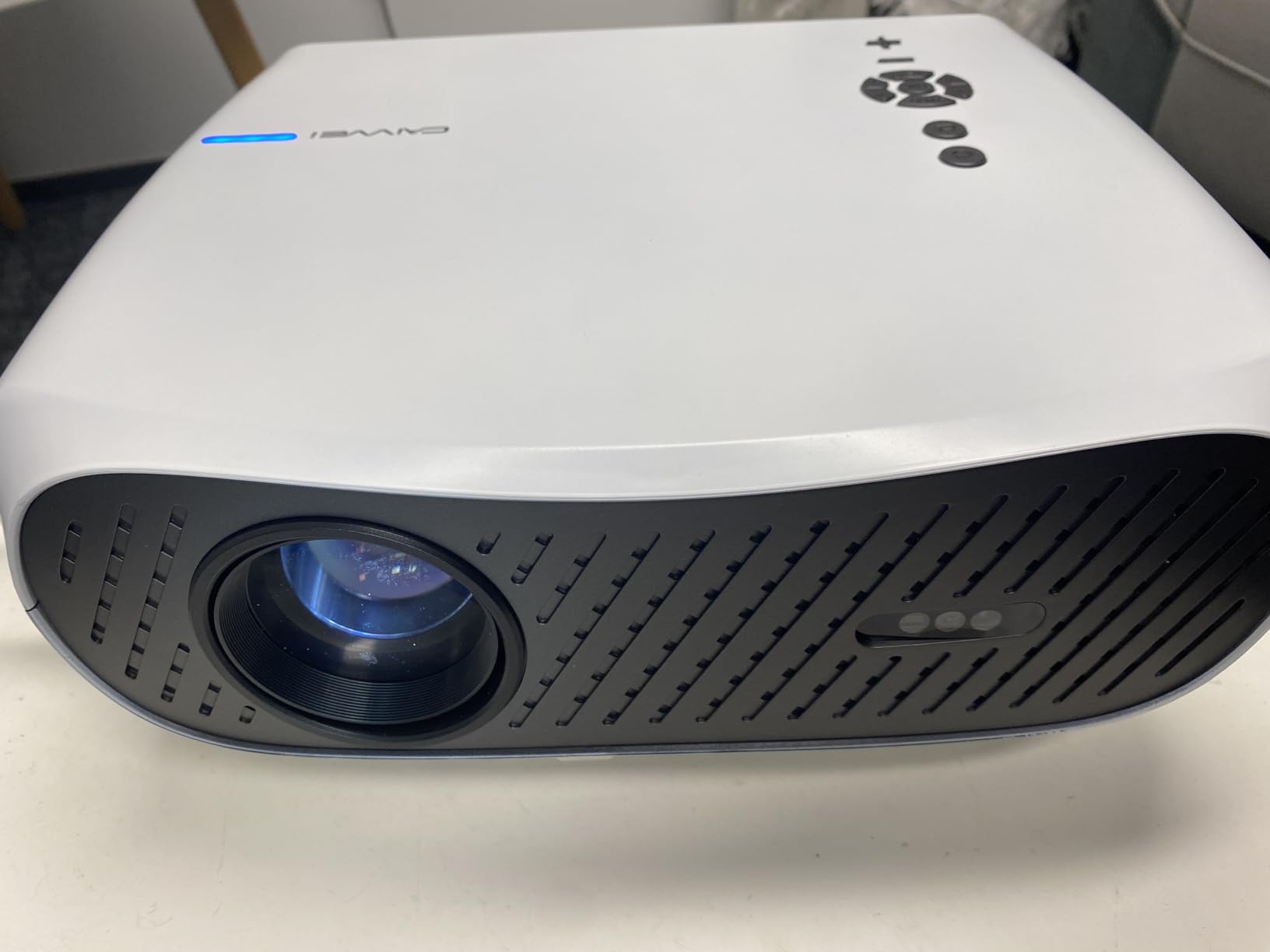 Daytime Smart 4K Projector, 2000 ANSI Lumens Ultra Bright Outdoor Projector for Camping Party Night, 38W Speakers, NFC Casting, HDMI 2.1, Quick Focus, Smart OS 6D/6P Keastone, WiFi 6 and Bluetooth 5.2 customer photo 2
